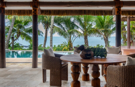 Beach front dine