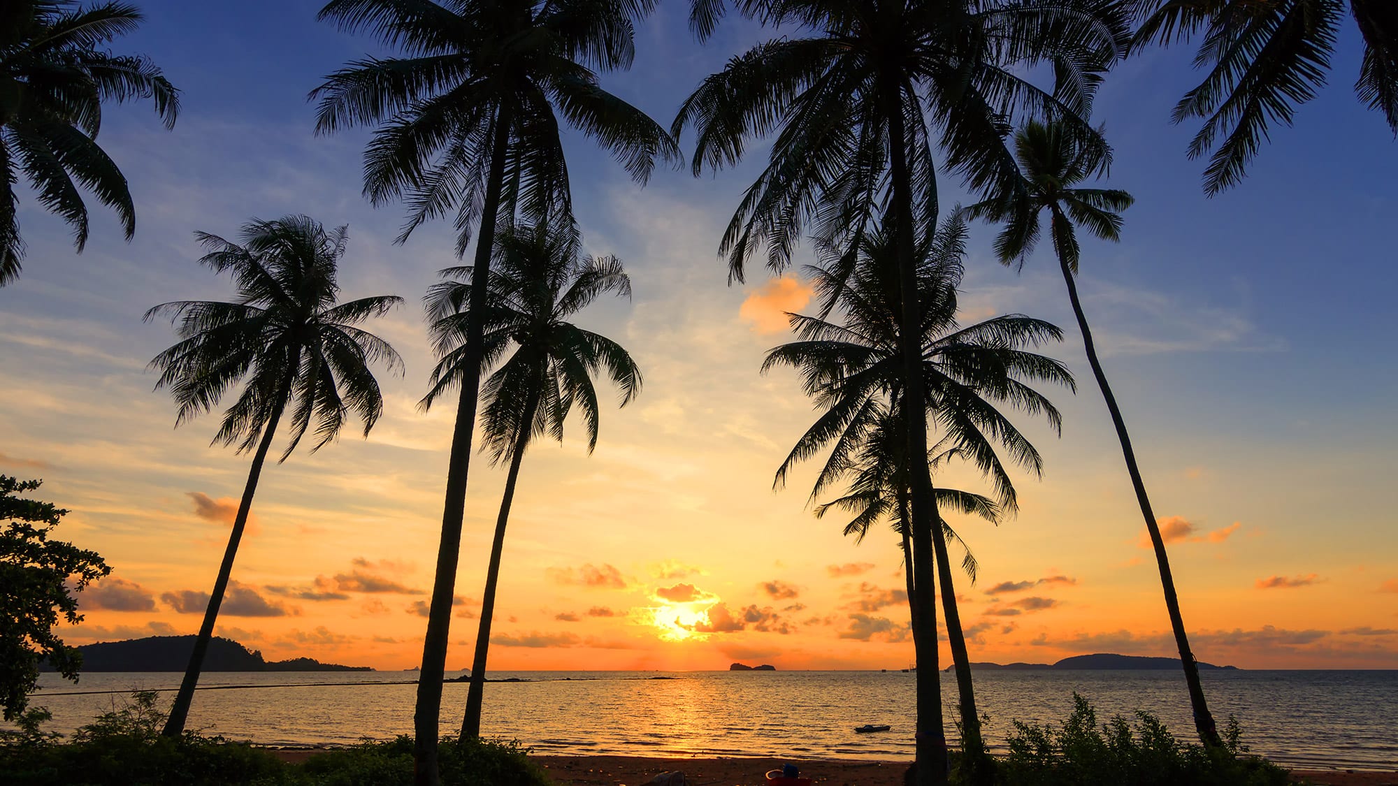 Sleep under the stars on your own private island - Nanuku Resort